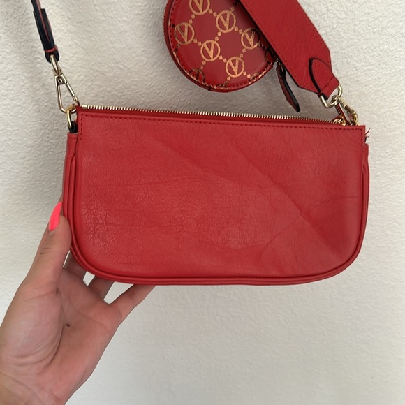 Valentino red purse like new worn twice authentic have receipt - Picture 5 of 14